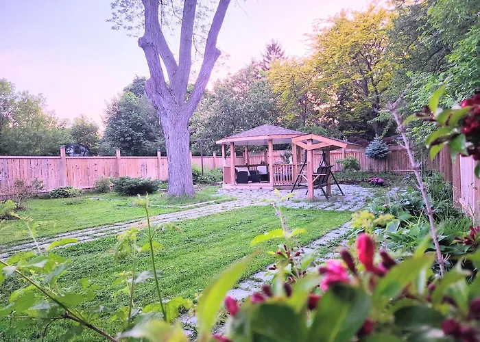 Cozy Home In Niagara-On-The-Lake